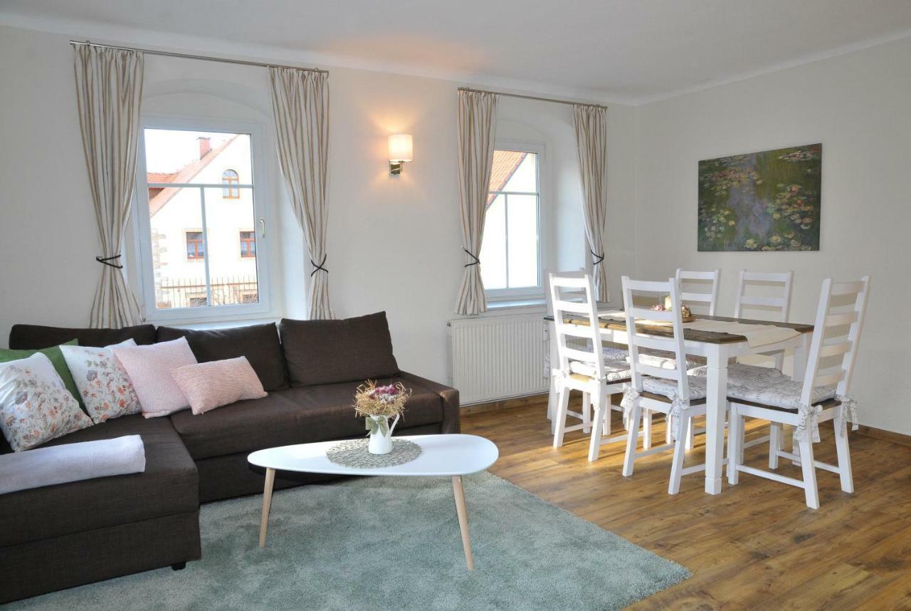 Ferienhof Graefe - 3-Seiten Hof Mit Grossem Garten, Pool & Sauna Майсен Екстериор снимка